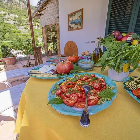 Cvm Montagnella Relax Oda ve Kahvaltı Maiori