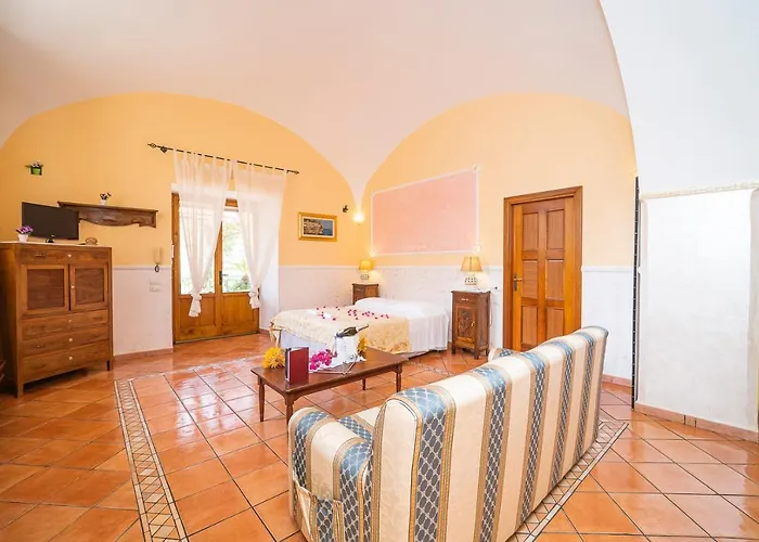 فندق مبيت وإفطار Cvm Montagnella Relax 4*