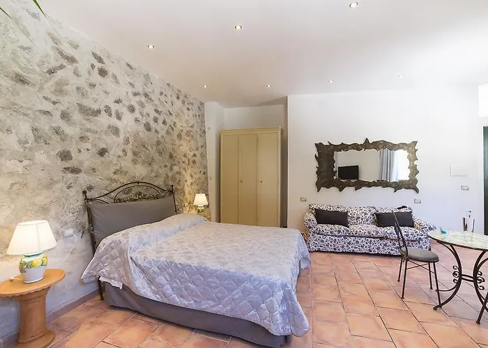 Cvm Montagnella Relax Bed and Breakfast 4*