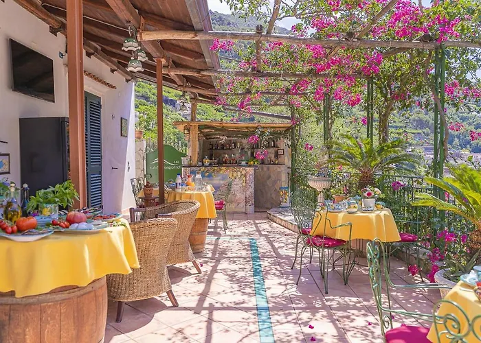 Cvm Montagnella Relax Bed and Breakfast 4*